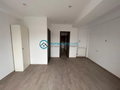 Royal Imobiliare - Inchiriere spatiu de birouri zona Democratiei - foto 6