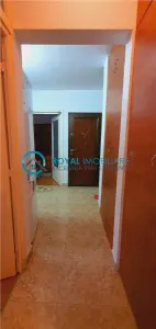 Royal Imobiliare-Vanzare Apartament 2 Camere Zona 9 Mai - foto 11
