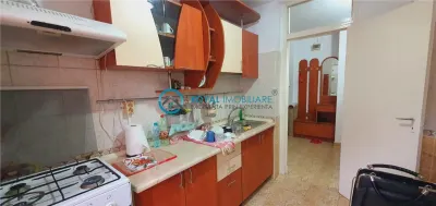 Royal Imobiliare-Vanzare Apartament 2 Camere Zona 9 Mai - foto 7