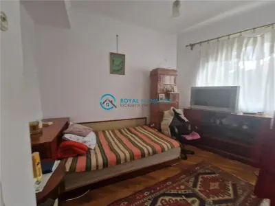 Royal Imobiliare-Inchiriere Vila Zona Centrala - foto 19