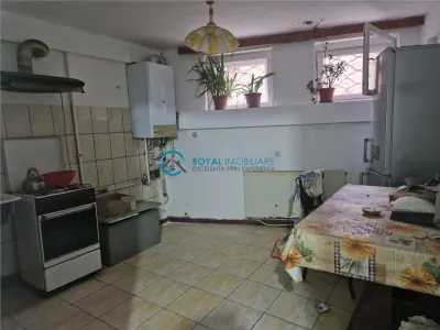 Royal Imobiliare-Inchiriere Vila Zona Centrala - foto 21