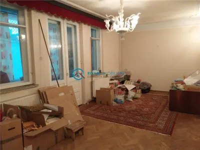 Royal Imobiliare-Vanzare Apartament 4 Camere Zona Sud - foto 2