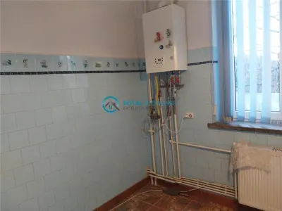 Royal Imobiliare-Vanzare Apartament 4 Camere Zona Sud - foto 9