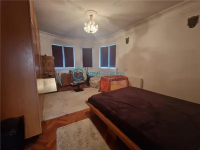 Royal Imobiliare-Inchiriere Vila Zona Centrala - foto 16