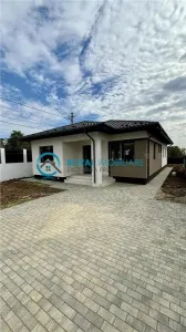 Royal Imobiliare-Vanzare Casa Zona Paulesti - Paulesti