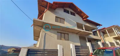 Royal Imobiliare-Vanzare Vila Zona Urlati - foto 2