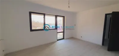Royal Imobiliare-Vanzare Vila Zona Urlati - foto 17