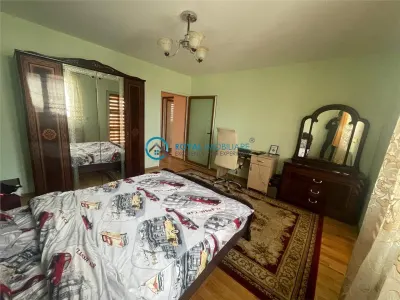 Royal Imobiliare-Inchiriere Vila Zona Aricestii Rahtivani - foto 14