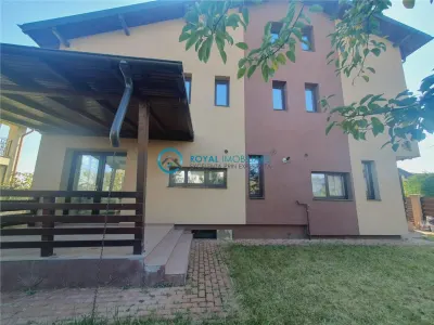 Royal Imobiliare-Vanzare Vila-zona Nord - foto 1
