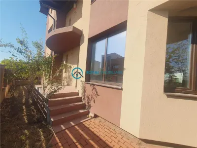 Royal Imobiliare-Vanzare Vila-zona Nord - foto 2