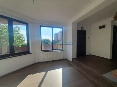 Royal Imobiliare-Vanzare Vila-zona Nord - foto 6