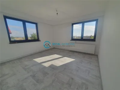 Royal Imobiliare-Vanzare Vila-zona Nord - foto 8