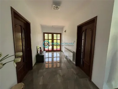 Royal Imobiliare-Vanzare Vila Zona Romanesti - foto 16