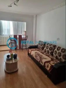 Royal Imobiliare - Inchiriere apartament 3 camere zona Piata Mihai Viteazu - Ploiesti