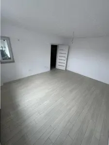 Royal Imobiliare - Inchiriere apartament 2 camere zona Gheorghe Doja - foto 1