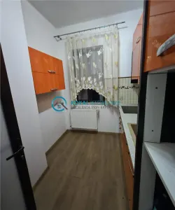 Royal Imobiliare - Vanzare apartament 4 camere in zona Ultracentral - foto 12