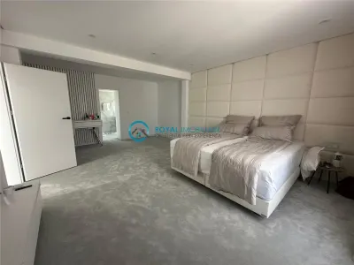 Royal Imobiliare - Vanzare vila zona Strejnicu - foto 4
