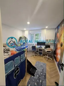 Royal Imobiliare - Vanzare Apartament 3 Camere Zona Republicii - foto 4