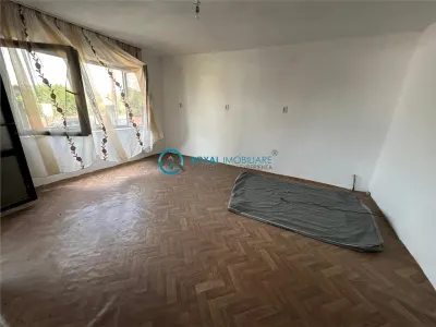 Royal Imobiliare - Vanzare Vila comuna Iordacheanu - foto 4
