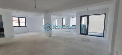 Royal Imobiliare - Vanzare apartament 4 camere, zona Sud - foto 3