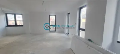 Royal Imobiliare - Vanzare apartament 4 camere, zona Sud - foto 5