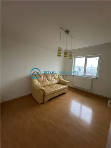 Royal Imobiliare - Vanzare apartament 3 camere - foto 1
