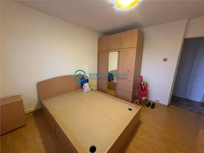Royal Imobiliare - Vanzare apartament 3 camere - foto 4