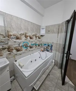 Royal Imobiliare - Inchiriere apartament 4 camere in zona Ultracentral - foto 13