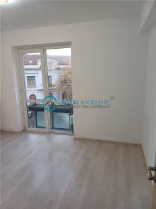Royal Imobiliare - Inchiriere spatiu birouri zona Ultracentral - Ploiesti