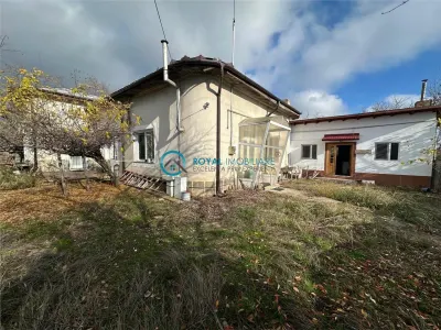 Royal Imobiliare - Vanzare Casa zona Valea Calugareasca - Valea Calugareasca