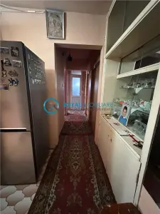 Royal Imobiliare - Vanzare apartament 3 camere in zona 9 Mai - foto 10