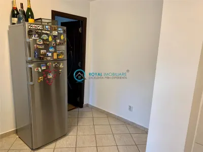 Royal Imobiliare - Inchiriere apartament 2 cam zona Baraolt - foto 11