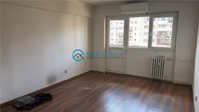 Royal Imobiliare - Vanzare apartament 3 camere zona Republicii - foto 2