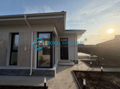 Royal Imobiliare - Vanzare Casa Bucov - foto 1