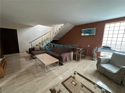 Royal Imobiliare - Vanzare vila zona Lipanesti - foto 3