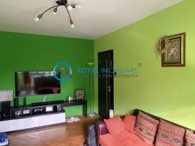 Royal Imobiliare - Vanzare apartament 4 camere zona Nord - foto 1