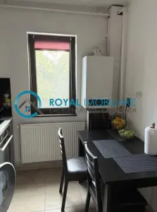 Royal Imobiliare - Vanzare apartament 4 camere zona Nord - foto 4