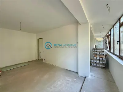 Royal Imobiliare - Vanzare apartament 3 camere zona Sud - foto 3