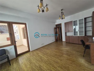 Royal Imobiliare - Vanzare Vila Zona Ultracentral - foto 11