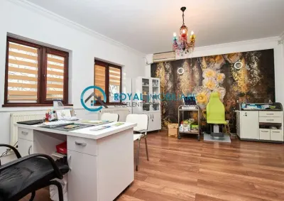 Royal Imobiliare - Vanzare Spatiu Birouri Zona Central - Ploiesti