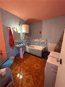 Royal Imobiliare - Vanzare Casa Poienarii-Rali - foto 11