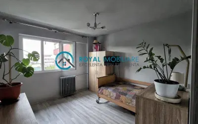 Royal Imobiliare - Vanzare apartament 3 camere zona Republicii - Ploiesti