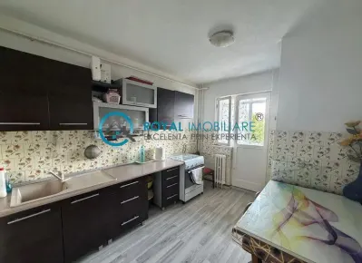 Royal Imobiliare - Vanzare apartament 3 camere zona Republicii - foto 4