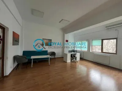 Royal Imobiliare - Inchiriere spatiu birouri zona Cina - foto 5