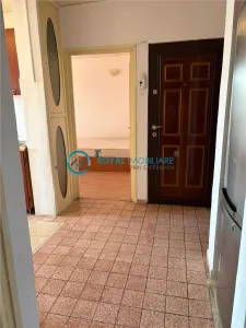 Royal Imobiliare - Vanzare apartament 2 camere zona 9 Mai - foto 6