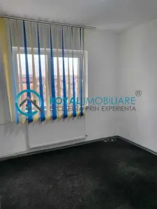 Royal Imobiliare - Vanzare apartament 2 camere zona Republicii - foto 2