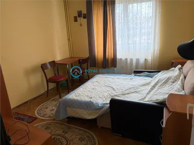 Royal Imobiliare - Vanzare apartament 2 camere zona Sud - foto 5