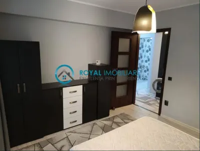 Royal Imobiliare - Vanzare apartament 2 camere zona B-dul Bucuresti - foto 4