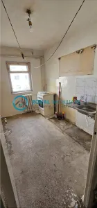 Royal Imobiliare - Vanzare apartament 2 camere zona 9 Mai - foto 5