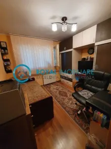Royal Imobiliare - Vanzare apartament 3 camere zona Vest - foto 3